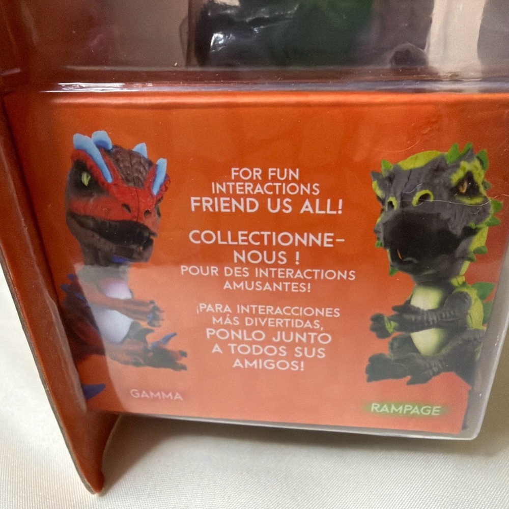 Rampage Stegosaurus Action Figure - Green & Gray - Picture 6 of 7